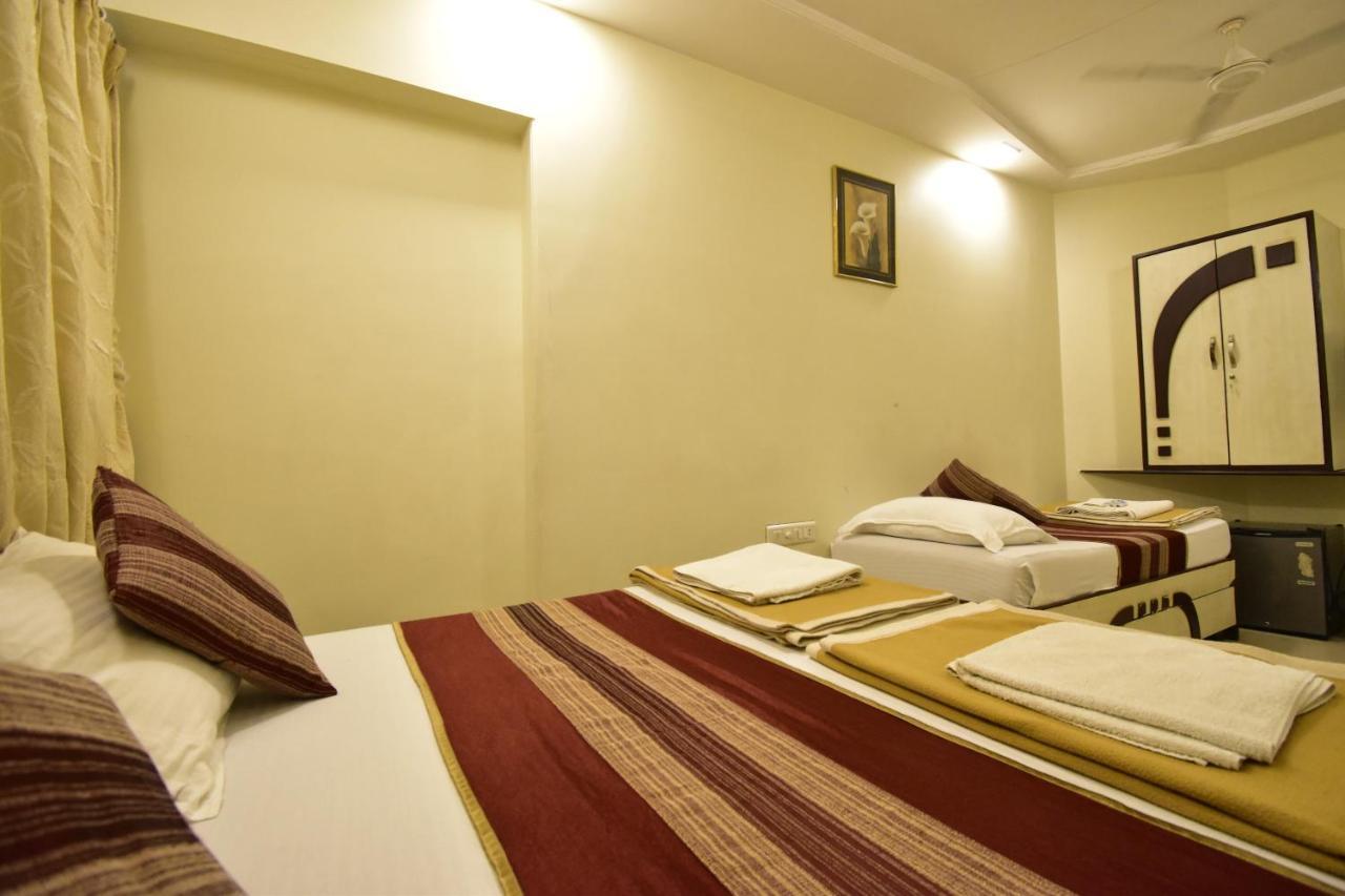 Hotel Kalpana Palace, Mumbai Eksteriør bilde