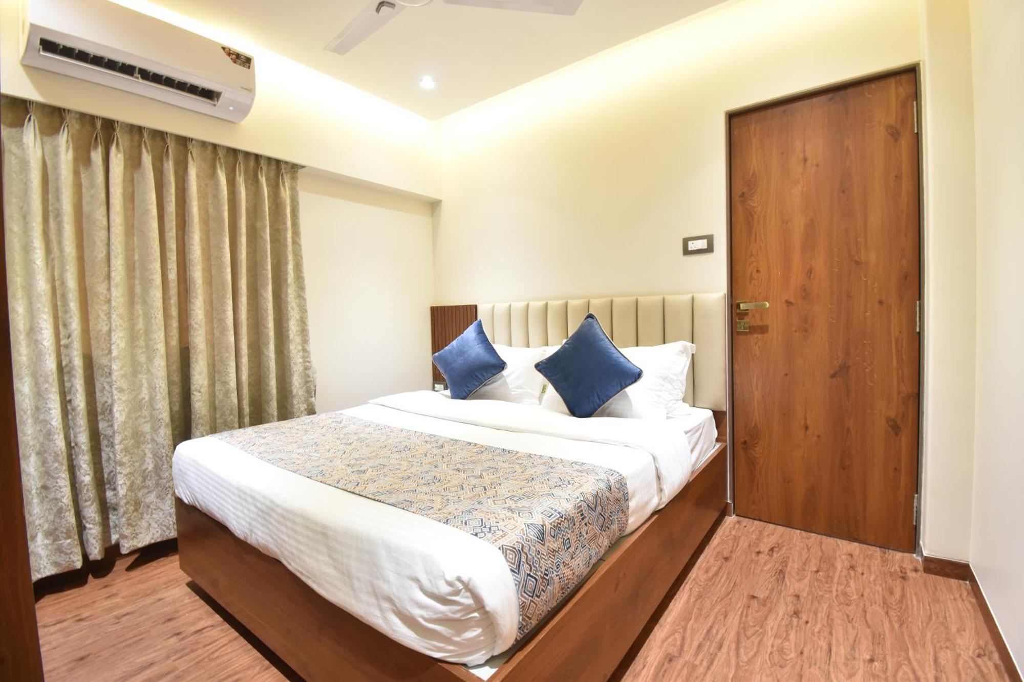 Hotel Kalpana Palace, Mumbai Eksteriør bilde